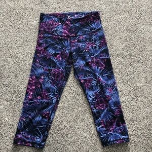 Old navy active compression crop leggings